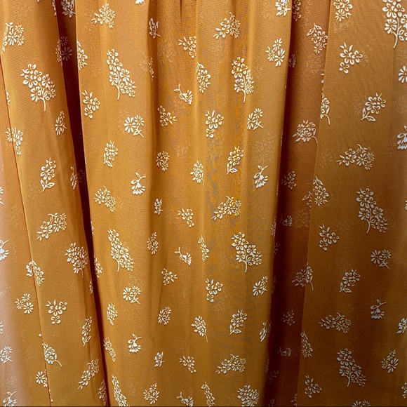 Floral swimsuit cover up - Picture 3 of 7